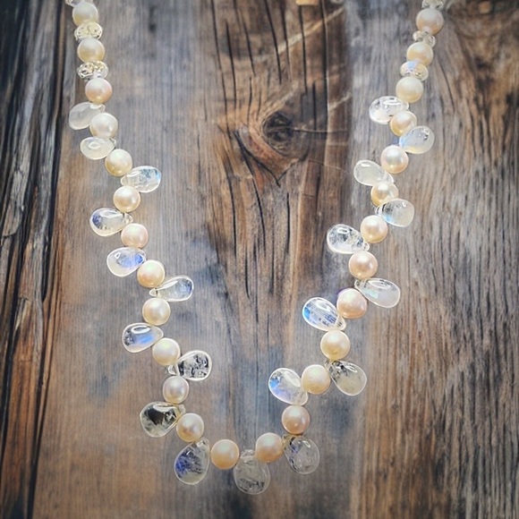 Hand Made Moonstone Pearl Statement Necklace - Picture 13 of 13